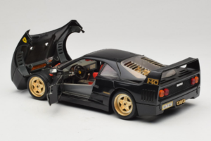 Ferrari F40 Sort med Gyldne Hjul Bburago 1:18 3032-B2 Metal — billede 5 af 8