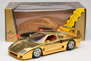 Ferrari F40 Chrome Gold Limited Edition 250 pcs Bburago 1:18 3332-G1 Metal — billede 8 af 8