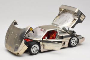 Ferrari F40 Chrome Silver Bburago 1:18 3401 Metal — billede 2 af 8