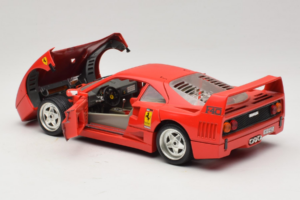 Ferrari F40 Club Deutschland Rød Bburago 1:18 3032-L3 Metal — billede 5 af 8