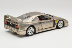 Ferrari F40 Dark Chrome Silver Kroymans Begrænset Udgave Bburago 1:18 3032-C2 Metal — billede 3 af 8