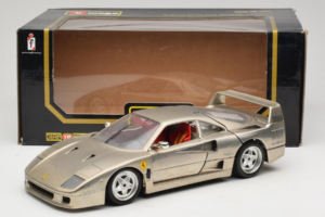 Ferrari F40 Dark Chrome Silver Kroymans Begrænset Udgave Bburago 1:18 3032-C2 Metal — billede 8 af 8