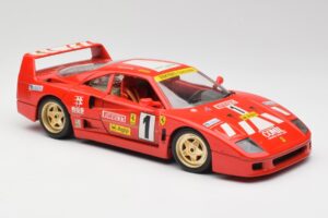 Ferrari F40 Evoluzione Bburago 1:18 3042 Metal — billede 6 af 8