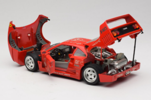 Ferrari F40 Evoluzione FC Nürnberg Special Edition Rød Bburago 1:18 3042-FCN Metal — billede 5 af 8