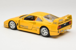 Ferrari F40 Interconti Car HiFi Gul Bburago 1:18 3032-I1 Metal — billede 7 af 8