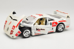 Ferrari F40 Kart-o-Mania Hvid Bburago 1:18 3332-W3 Metal — billede 2 af 8