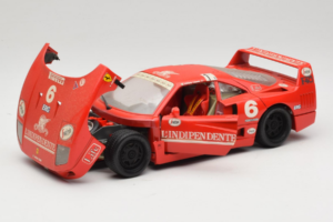 Ferrari F40 #6 V. Colombo L'Indipendente Rød 1987 Bburago 1:18 3032-L1 Metal — billede 2 af 8