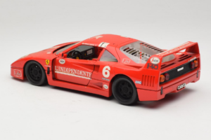 Ferrari F40 #6 V. Colombo L'Indipendente Rød 1987 Bburago 1:18 3032-L1 Metal — billede 7 af 8