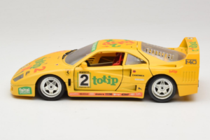 Ferrari F40 Totip Jolly Club #2 Gul Bburago 1:18 3332-Y1 Metal — billede 4 af 8