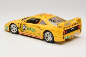 Ferrari F40 Totip Jolly Club #2 Gul Bburago 1:18 3332-Y1 Metal — billede 7 af 8
