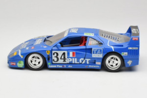 Ferrari F40 #34 M. Ferte / Thavenin / Palau Pilot Blå 1987 Bburago 1:18 3032-B1 Metal — billede 4 af 8