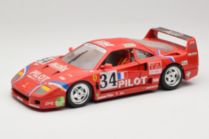 Ferrari F40 LM Pilot #34 Ferte / Thavenin / Palau 24 Hours of Le Mans 1995 Rød Bburago 1:18 3032-P3 Metal
