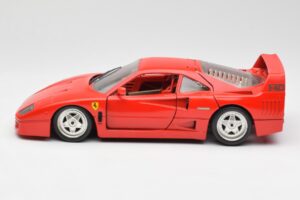Ferrari F40 Rød Bburago 1:18 3032 Metal — billede 4 af 8