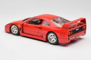 Ferrari F40 Rød Bburago 1:18 3032 Metal — billede 7 af 8