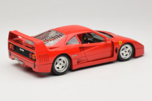 Ferrari F40 Rød Diamond Edition Bburago 1:18 3022-P1 Metal — billede 3 af 8