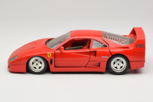 Ferrari F40 Rød Diamond Edition Bburago 1:18 3022-P1 Metal — billede 4 af 8