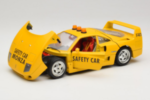 Ferrari F40 Safety Car Gul Bburago 1:18 3032-Y2 Metal — billede 2 af 8