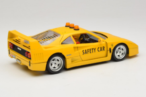 Ferrari F40 Safety Car Gul Bburago 1:18 3032-Y2 Metal — billede 3 af 8