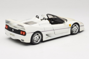 Ferrari F50 Cabriolet Hvid Bburago 1:18 3352-W1 Metal — billede 3 af 8