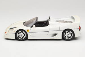 Ferrari F50 Cabriolet Hvid Bburago 1:18 3352-W1 Metal — billede 4 af 8