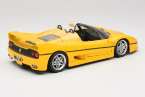 Ferrari F50 Cabriolet Gul Maisto 1:18 50246-Y1 Metal — billede 3 af 8