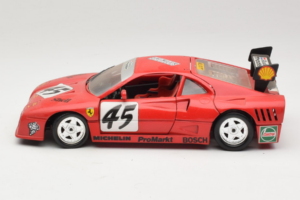 Ferrari 288 GTO Evoluzione #45 Rød Revell 1:18 48820 Metal — billede 4 af 8