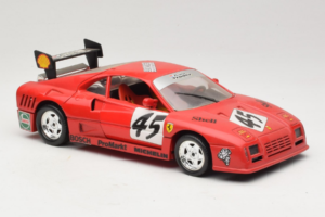 Ferrari 288 GTO Evoluzione #45 Rød Revell 1:18 48820 Metal — billede 6 af 8
