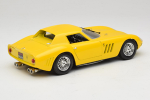 Ferrari 250 GTO Gul Guiloy 1:18 67525 Metal — billede 3 af 8