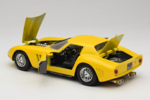 Ferrari 250 GTO Gul Guiloy 1:18 67525 Metal — billede 5 af 8