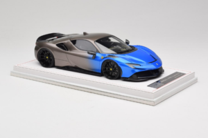 Ferrari SF90 Novitec Blue Grey Metallic IVY 1:18 REMC029 Resin — billede 4 af 7