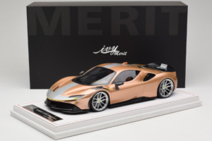 Ferrari SF90 Novitec Guld Sølv Stribe IVY 1:18 REMC028 Resin — billede 7 af 7