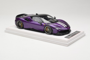 Ferrari SF90 Stradale Novitec Purple Metallic IVY 1:18 REMC021 Resin — billede 4 af 7