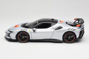 Ferrari SF90 XX Stradale Arctic White Bburago 1:18 18-16020W Metal — billede 4 af 8