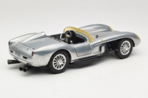 Ferrari Testa Rossa Chrome Silver Hot Wheels 1:18 25737 Metal — billede 3 af 8