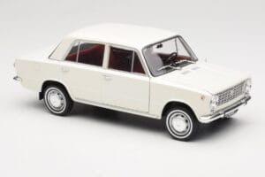 Fiat 124 Hvid IXO 1:18 18CMC205OP Metal — billede 6 af 8