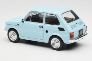 Fiat 126 Lyseblå MCG 1:18 MCG18415 Metal — billede 5 af 6