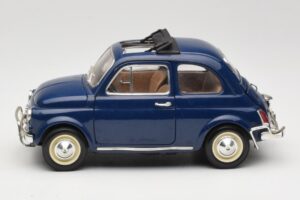 Fiat 500 L Blå Bburago 1:18 3327 Metal — billede 4 af 8