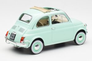 Fiat 500L Pastel Blå Norev 1:18 187777 Metal — billede 2 af 6