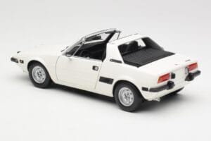 Fiat X1/9 Hvid Minichamps 1:18 100121685 Metal — billede 7 af 8