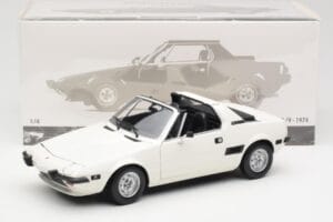 Fiat X1/9 Hvid Minichamps 1:18 100121685 Metal — billede 8 af 8