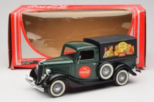 Ford Bache Coca-Cola Solido 1:18 9513 Metal — billede 8 af 8