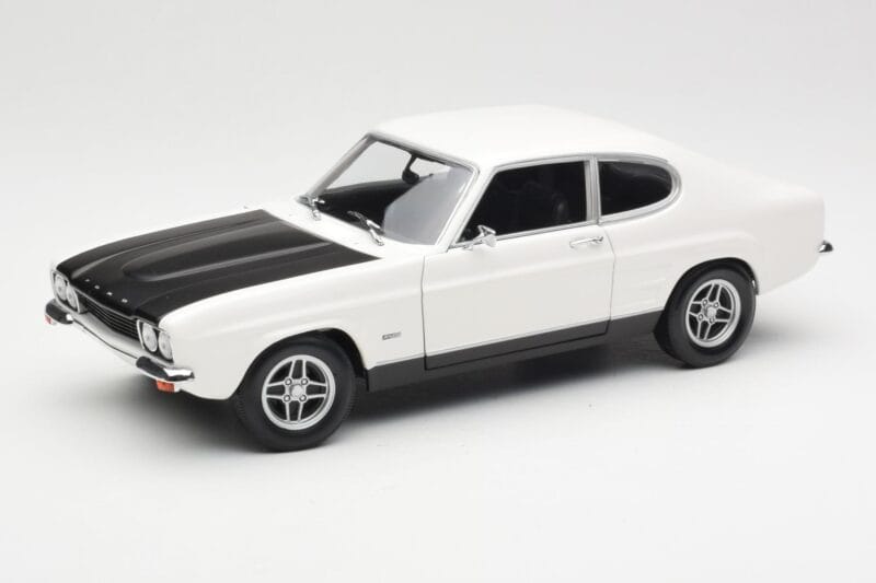 Ford Capri Mk1 RS 2600 Hvid Sort Minichamps 1:18 150089078 Metal