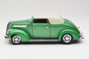 Ford Cabriolet Grøn Road Signature 1:18 92239 Metal — billede 4 af 8