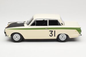 Ford Cortina Lotus #31 J. Ickx / G. Staepelaere Marathon de la Route 1966 MCG 1:18 MCG18436R Metal — billede 3 af 6
