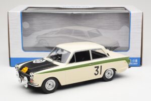 Ford Cortina Lotus #31 J. Ickx / G. Staepelaere Marathon de la Route 1966 MCG 1:18 MCG18436R Metal — billede 6 af 6