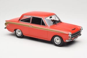 Ford Cortina Lotus Red & Gold Stripe MCG 1:18 MCG18532 Metal — billede 4 af 6