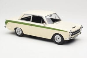 Ford Cortina Lotus White & Green Stripe MCG 1:18 MCG18434 Metal — billede 4 af 6