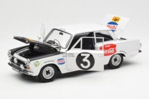 Ford Cortina Mk1 #3 P. Hughes / B. Young African Safari Rally 1964 AUTOart 1:18 86428 Metal — billede 2 af 8