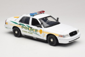 Ford Crown Victoria Police Interceptor CSI Miami GreenLight 1:18 13514 Metal — billede 4 af 6