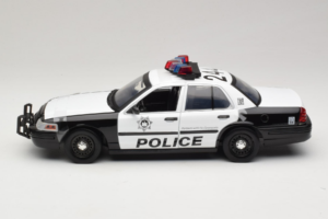 Ford Crown Victoria Police Interceptor The Hangover Movie Greenlight 1:18 12911 Metal — billede 3 af 6